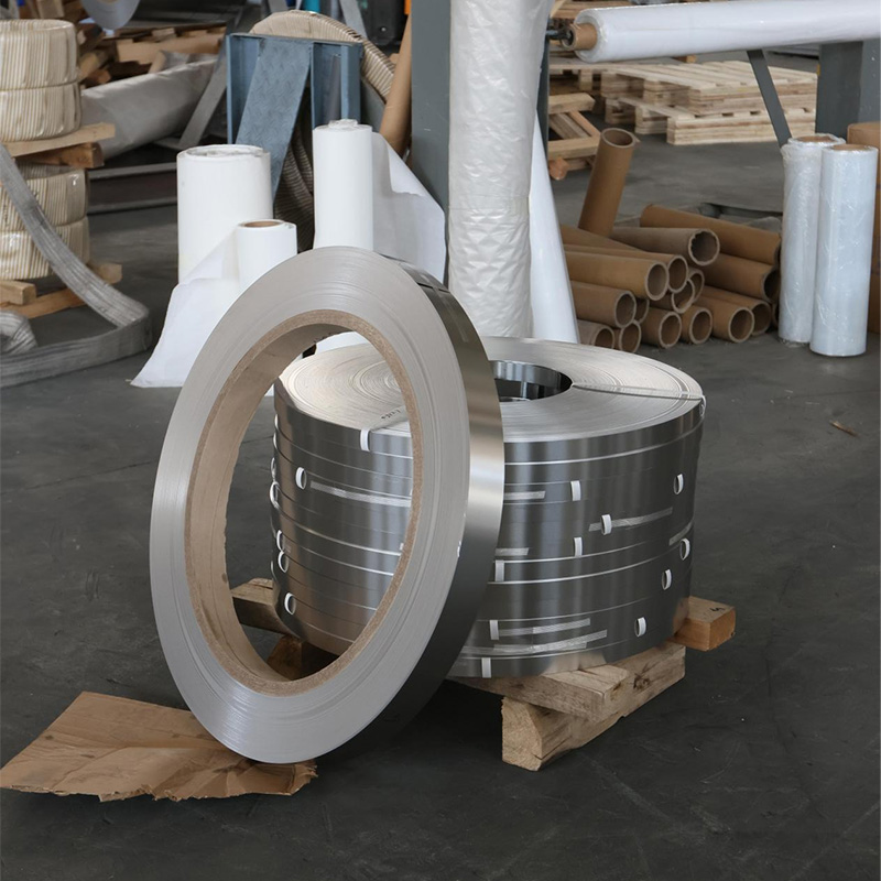 Mengapa pita stainless steel 301 dapat digunakan dalam memproduksi ferrules tas kering?